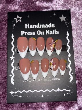 - Mauve Pink French Tip with Gold Star Accent